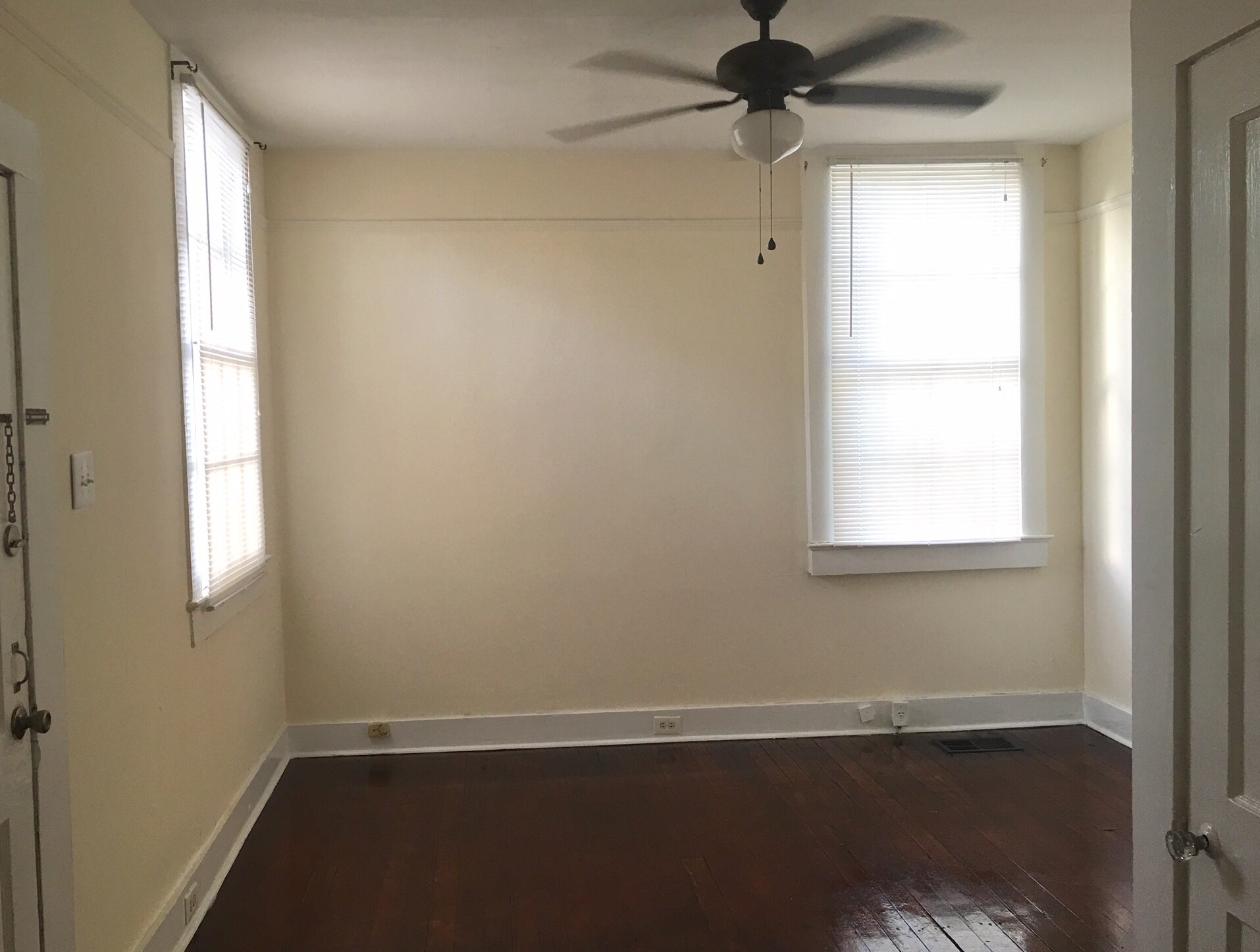 Building Photo - 8207 Freret St