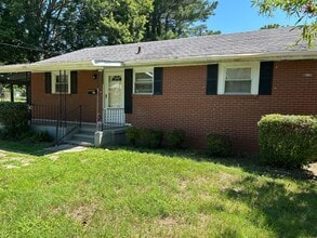 Building Photo - 2119 Elbon Dr