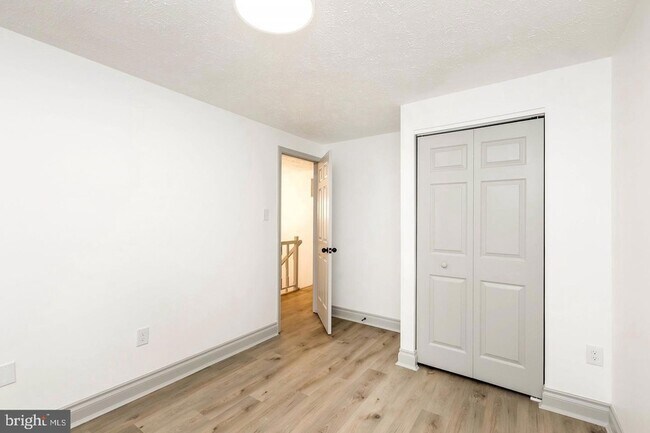 Building Photo - 17409 Founders Mill Dr