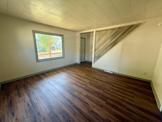Building Photo - 2 Bed 1 Bath Single Family Home in Wausau