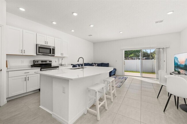 Building Photo - 3575 Landing Net Dr