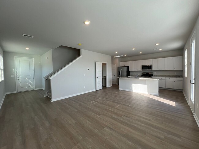 Building Photo - Surfside Beach - 3 bedroom / 2.5 Bathroom ...