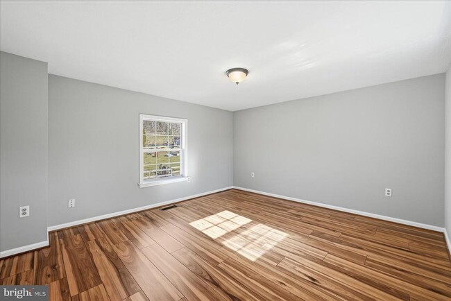 Building Photo - 37127 Butts Ln