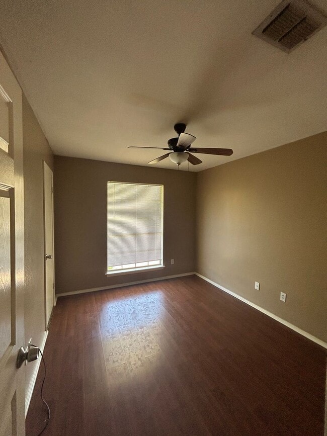 Building Photo - Rental Property