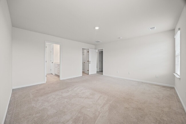 Building Photo - "Spacious 4-Bedroom Home Located In Desirable Walnut Creek Development"