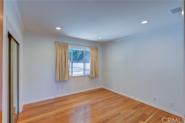 Building Photo - 2740 Hutton Dr