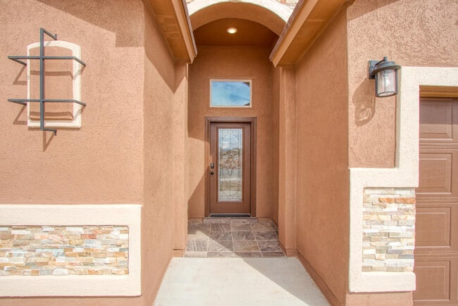 Building Photo - 4716 Christian Azcarate St