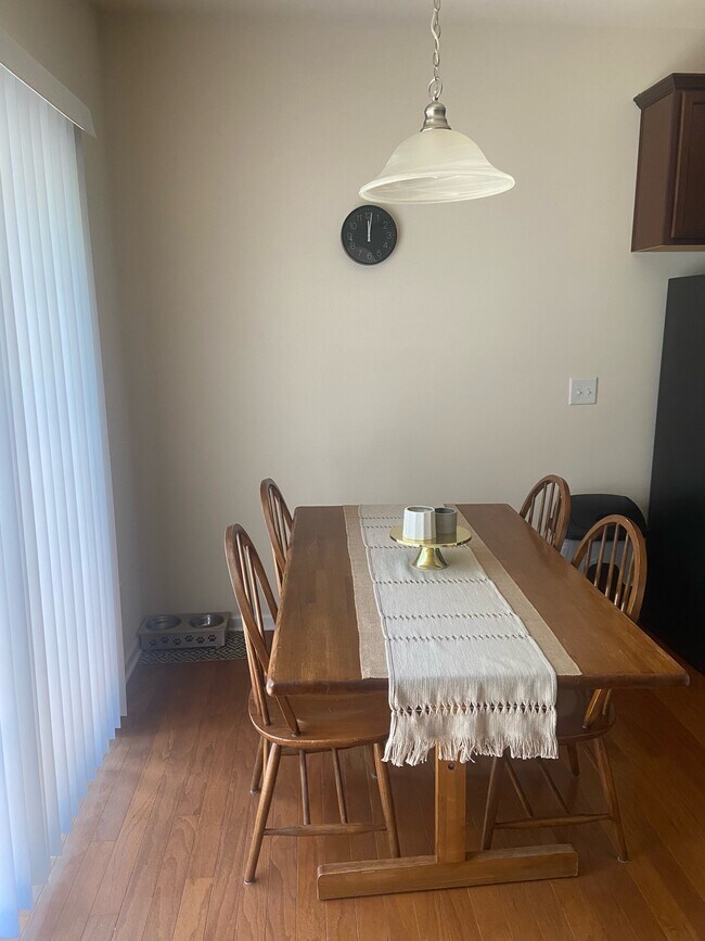 Dining area - 11114 Kanturk Ct