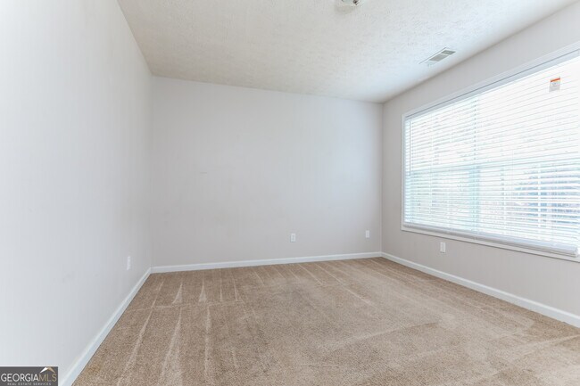 Building Photo - 8930 Capri St