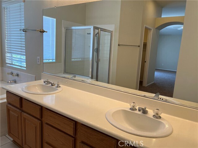 Building Photo - 963 Trovita Dr