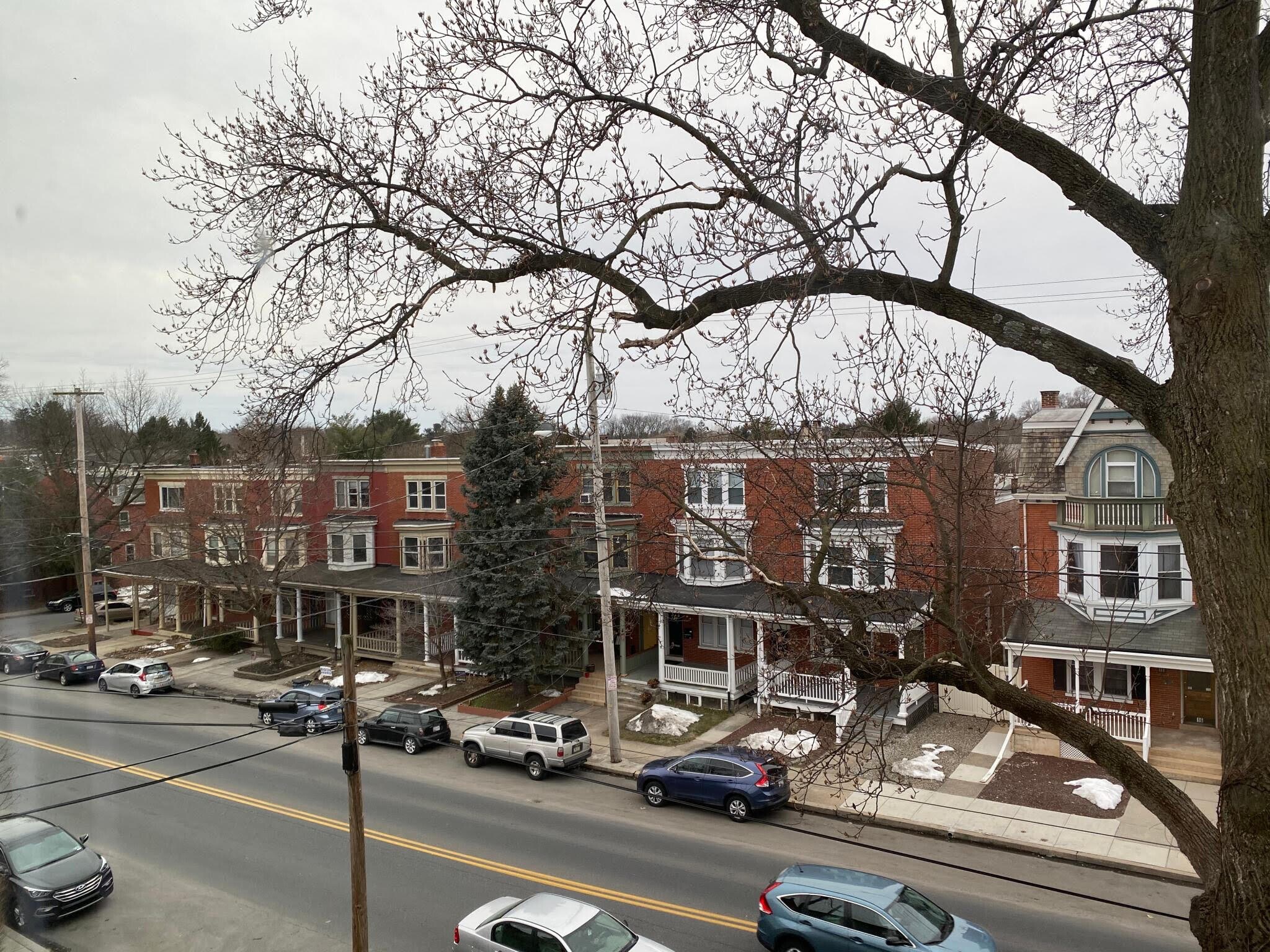 Building Photo - 25 S West End Ave