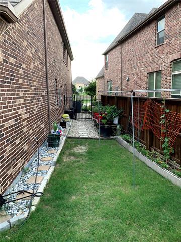 Building Photo - 7408 Durand Dr