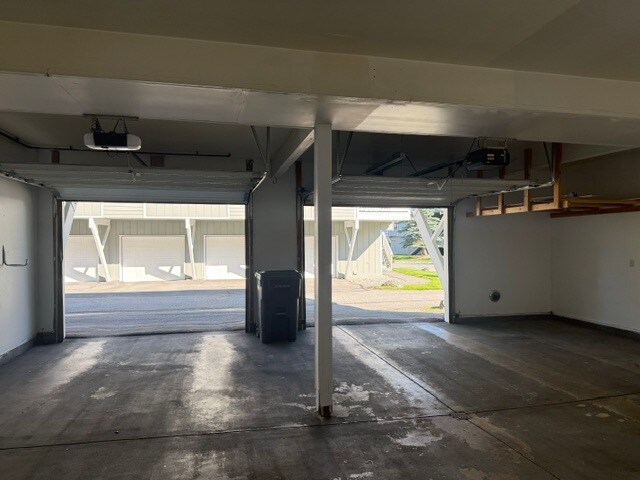Building Photo - 3040 Lore Rd