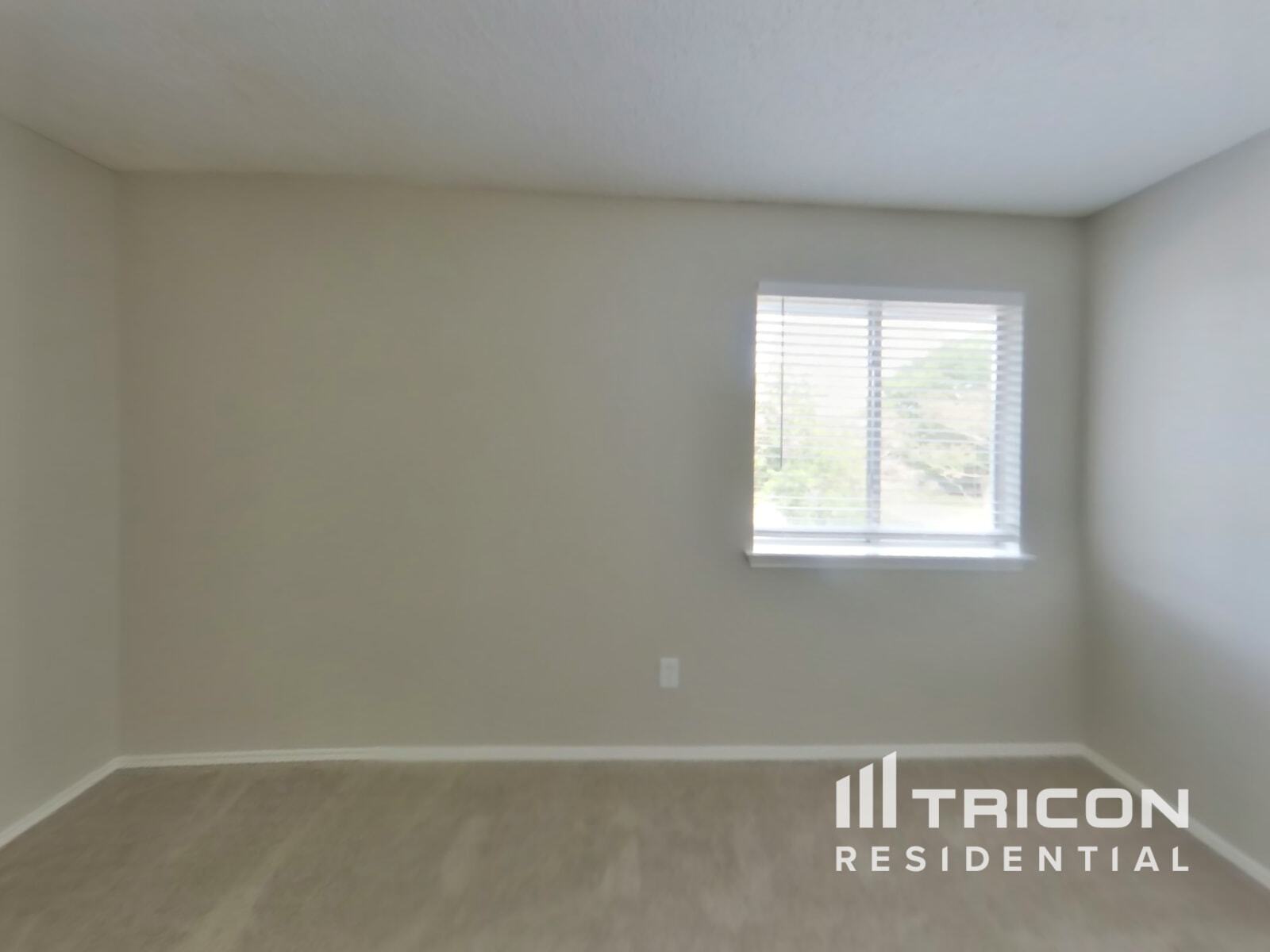 Building Photo - 1806 Aster Pass