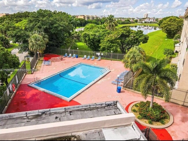 Building Photo - 830 NW 87th Ave