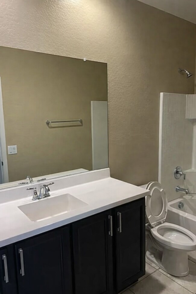 Building Photo - 23788 W Mohave St