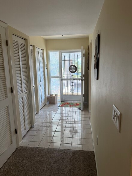 Building Photo - 708 Estuary Dr