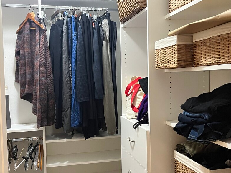 Building Photo - 6801 Greenwood Ave N