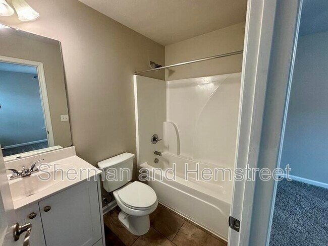 Building Photo - 602 Dobhill Ln