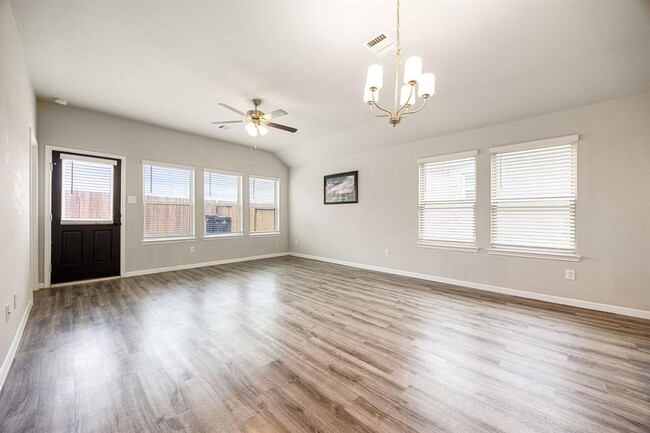 Building Photo - 22630 Rosebush Hl Rd