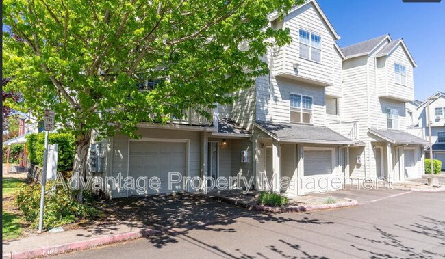 Building Photo - 2839 SW Western Blvd