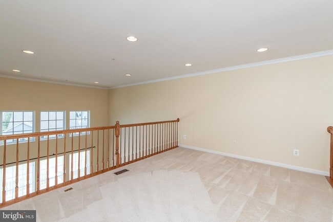 Building Photo - 415 Granville Ct