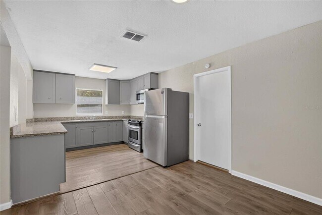 Building Photo - 1206 Sail Way