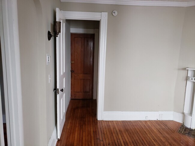 Building Photo - 59 Edmonds St