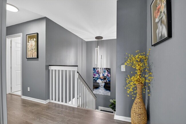 Building Photo - 3943 Westchester Way