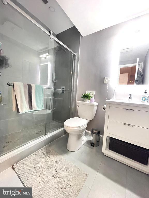 Building Photo - 4513 Monmouth St