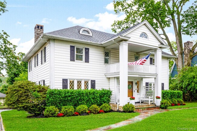 Building Photo - 20 Elk Ave