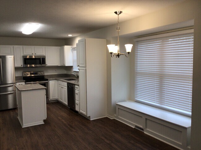 Building Photo - 726 Heartland Meadows Dr