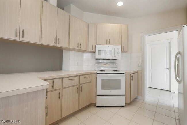 Building Photo - 3575 El Verdado Ct