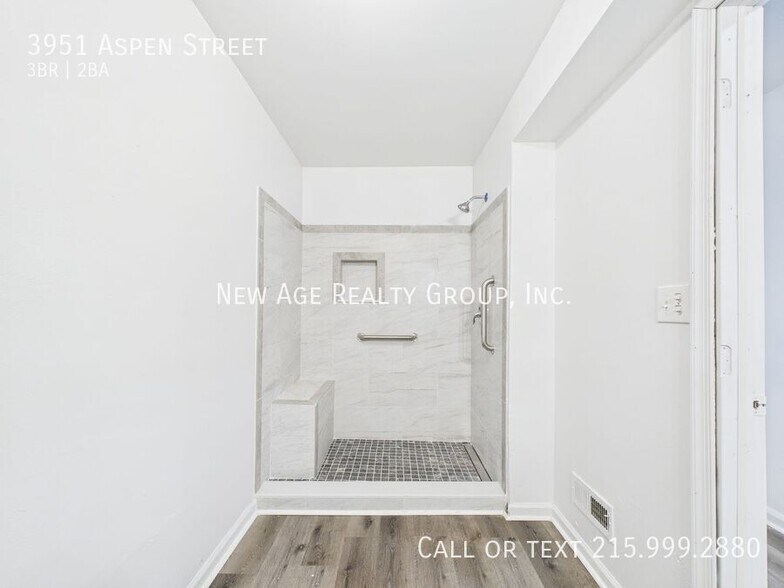 Building Photo - 3951 Aspen St