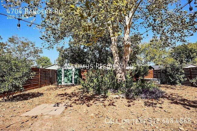 Building Photo - 4704 Bandera Rd