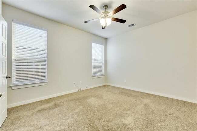 Building Photo - 3920 Kenter Crossing