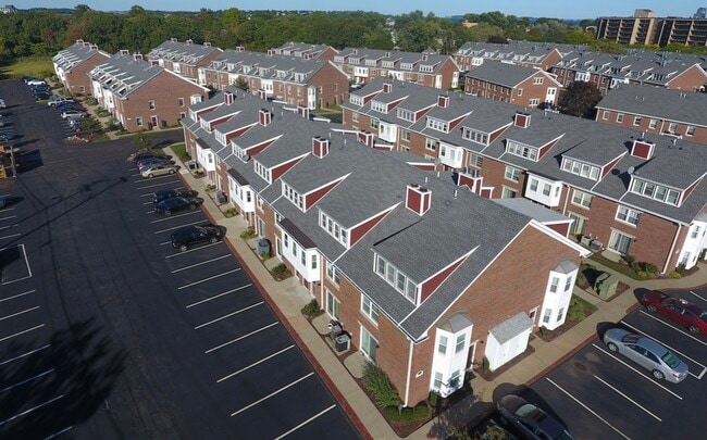 Building Photo - 142 Quincy Shore Dr