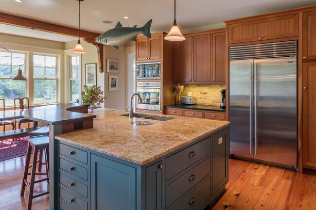 Building Photo - 378 Mill Rd