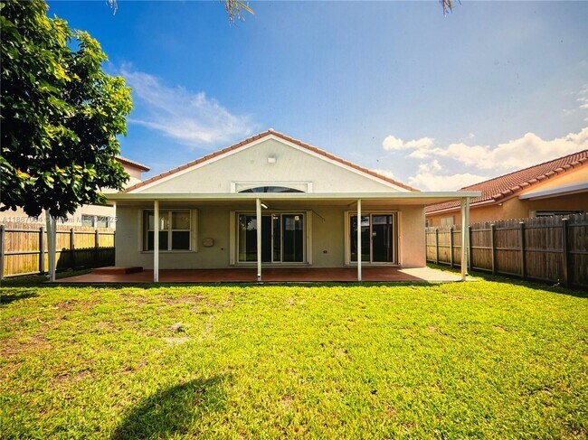 Building Photo - 10691 SW 236th Terrace