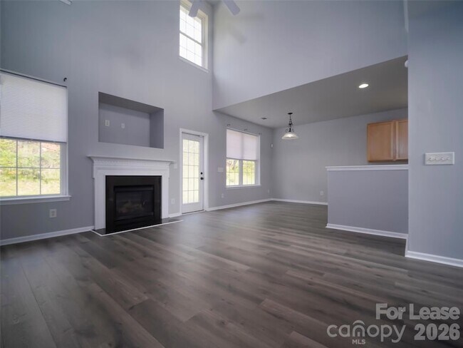 Building Photo - 1030 Boxelder Ln