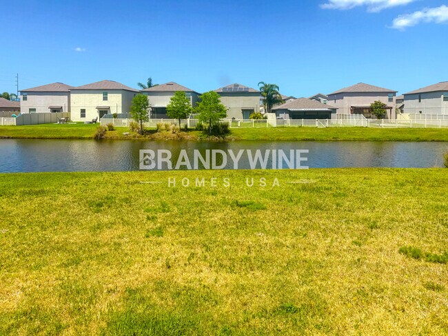 Building Photo - 5136 White Chicory Dr