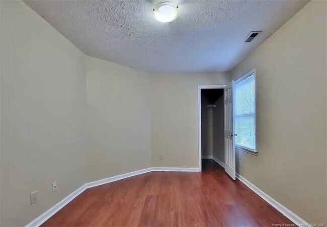 Building Photo - 5532 Robmont Dr