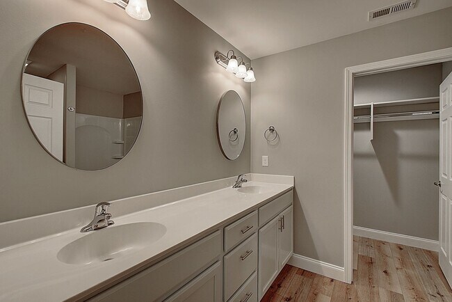 Building Photo - Newer construction single family home for lease!