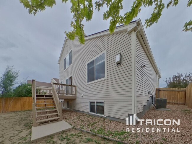 Building Photo - 8439 Shadow Run Ln