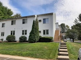 Building Photo - 1134 Hartford Tpke