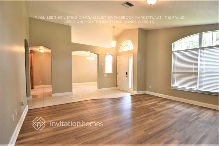 Building Photo - 1017 Pelican Ln