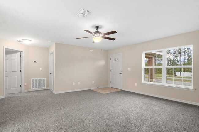 Building Photo - Beautiful Brand new 3 Bd/2 bath Home in Ma...