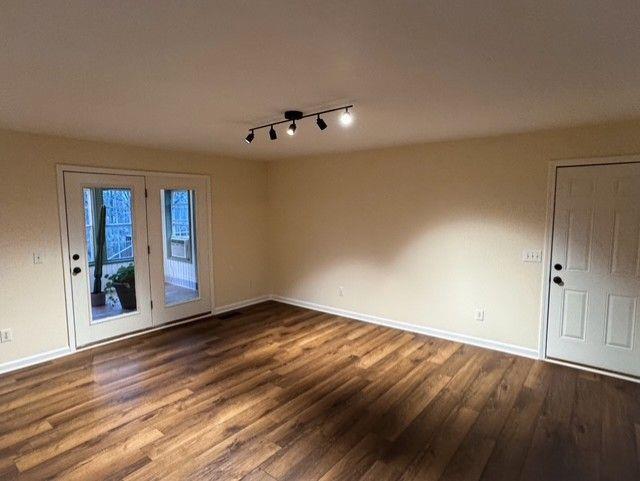 Building Photo - 1358 Ball Ground Rd