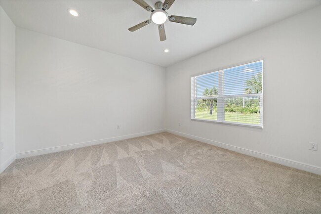 Building Photo - 2325 Blue Mahoe Ln