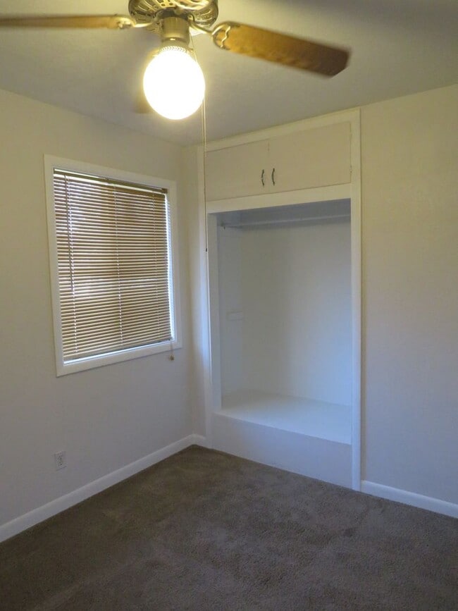 Building Photo - 3 Bedroom House with 1 Car Garage in Billings Heights